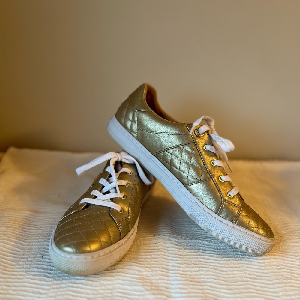 Guess Metallic Gold Sneakers Causual Lace Up Shoe Size 12